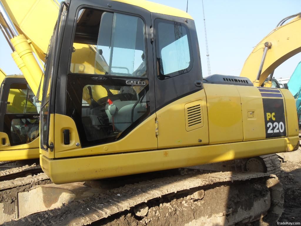 komatsu pc220-7 excavator