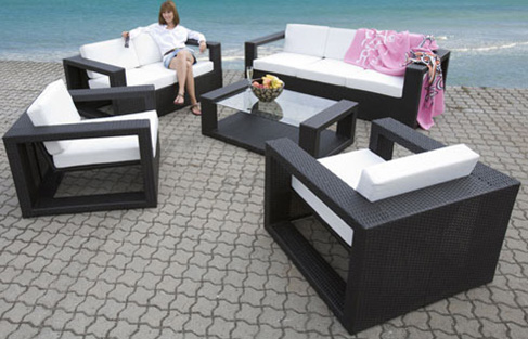 poly rattan living set