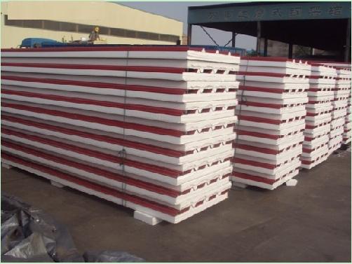 EPS and PU sandwich panel