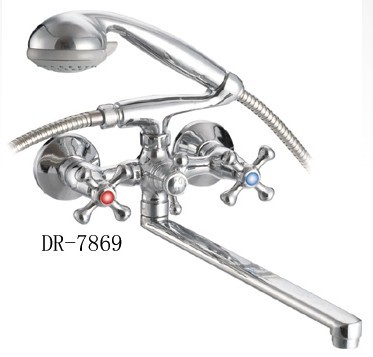 double handle zinc alloy bathtub faucet