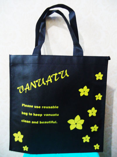 Nonwoven shopping bags