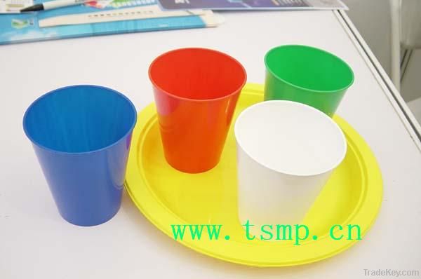 injection mould for cups