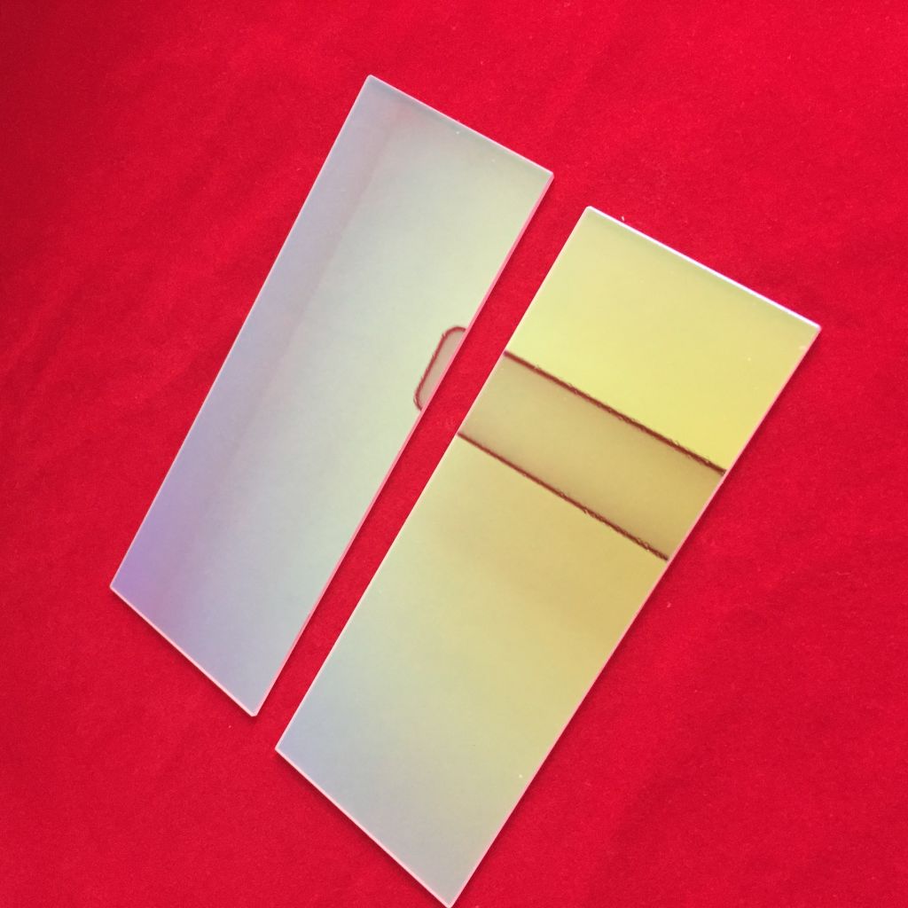 UV plated quartz glass sheet with high purity