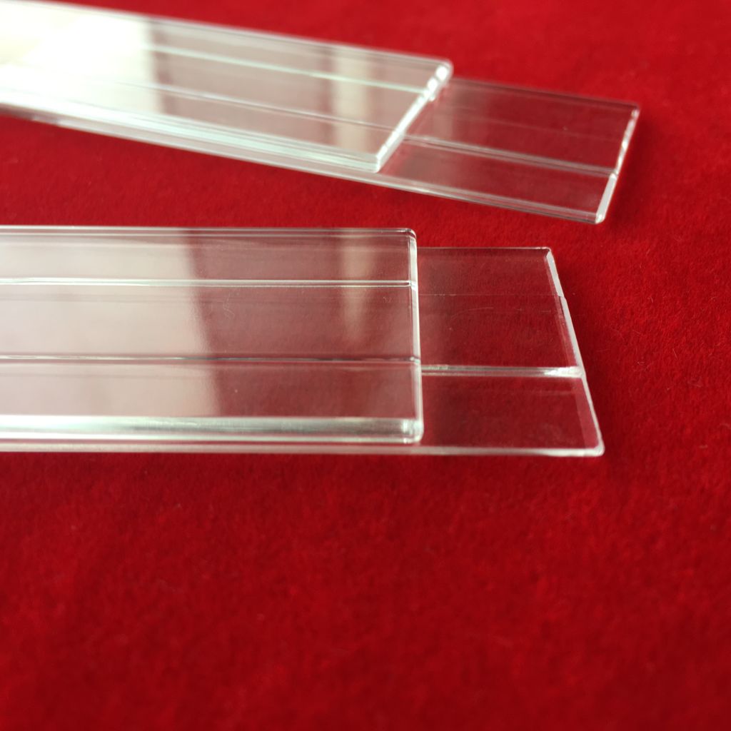 Deep processing clear quartz glass plate
