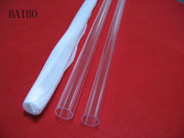 Ozone-free quartz glass tube