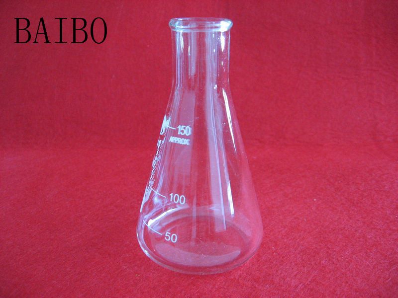Graduated triangular glass flask made in China