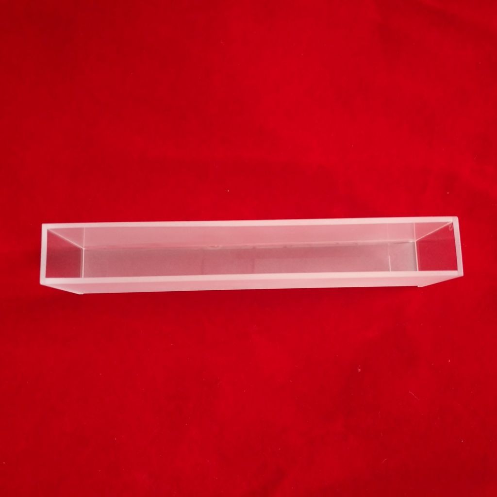 High quality glass cuvette with frosted wall