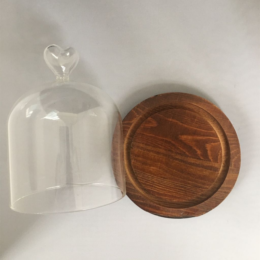 High borosilicate glass cover with wooden base