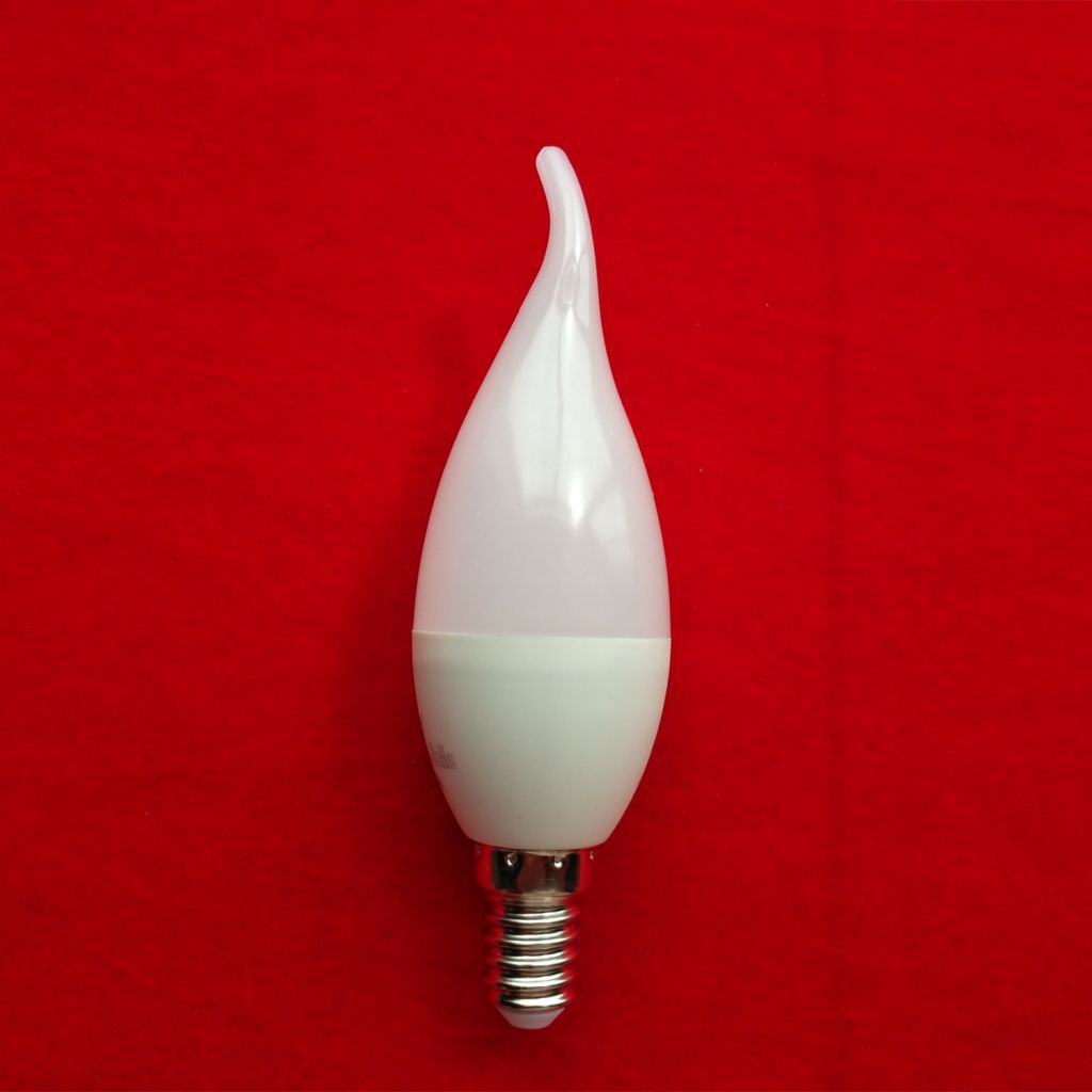Wholesale C37T E14 E27 led candle light bulb factory price