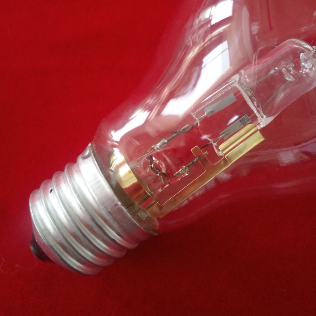 100w 220vHalogen bulbs home use