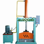 Rubber cutting machine