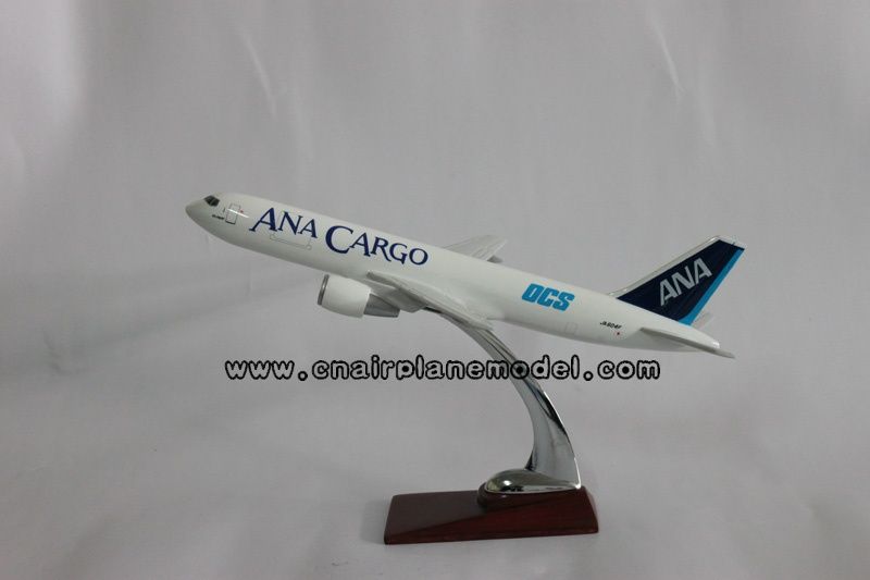 airplane model Boeing767 ANA 40cm