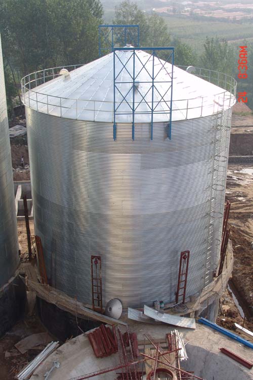 TSE feed silos
