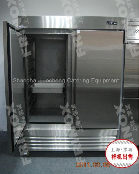 Commercial kitchen refrigerator