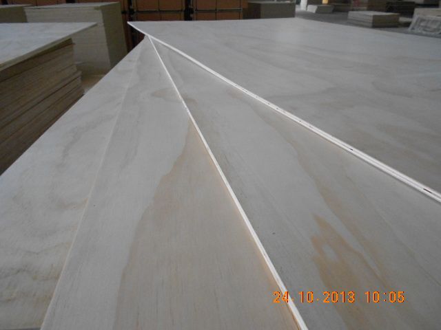 Pine Plywood best quality by prime fortune