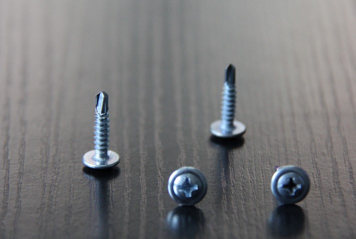 self drilling screw