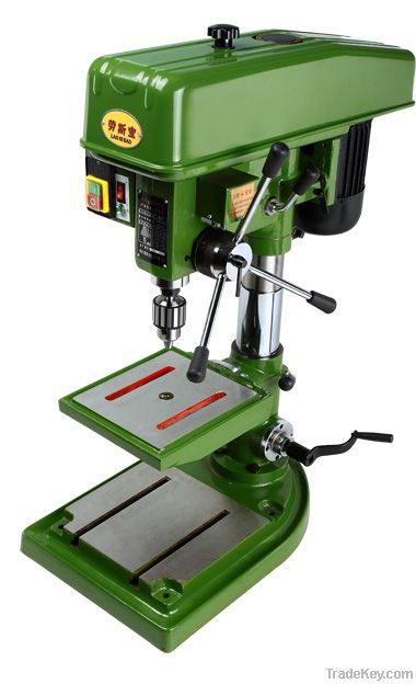 drillling and tapping machine