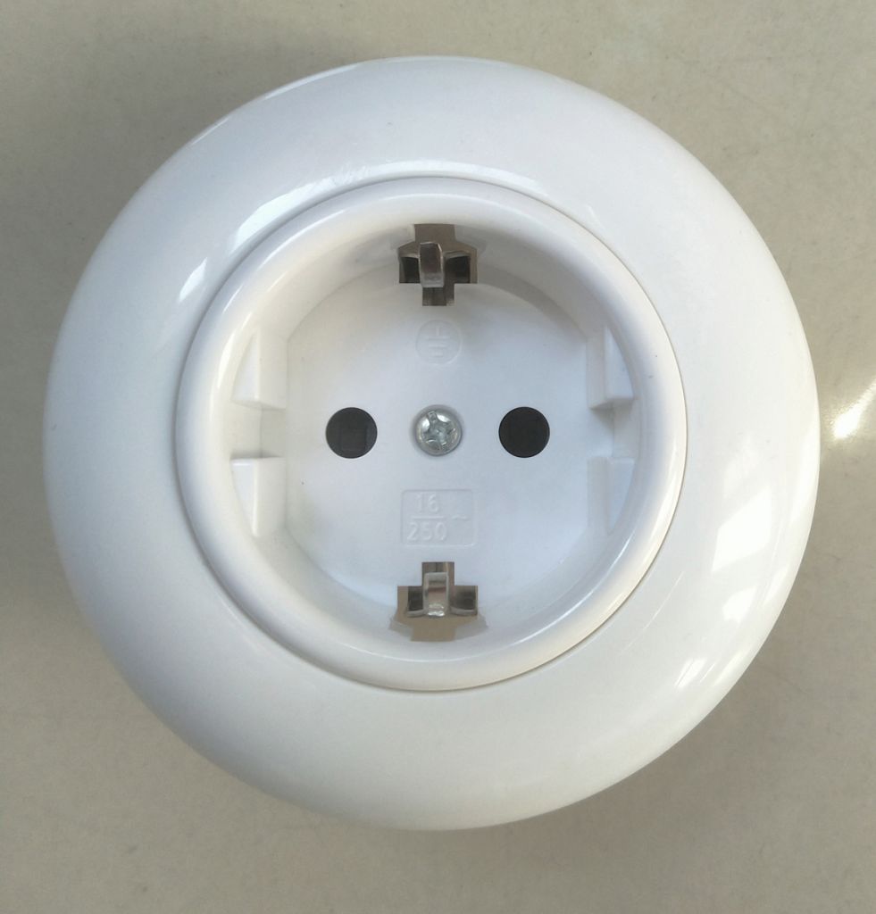 Schuko Socket Outlet Plug Flush Mounted German Standard