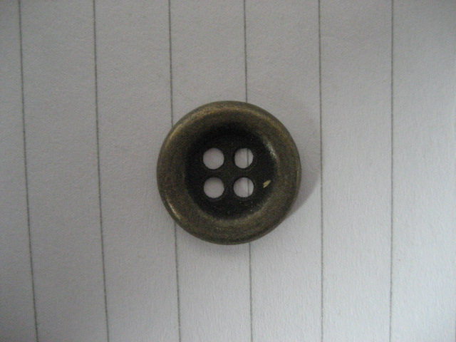 metal button