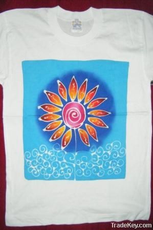 Teeshirt with hand drawn batik pattern