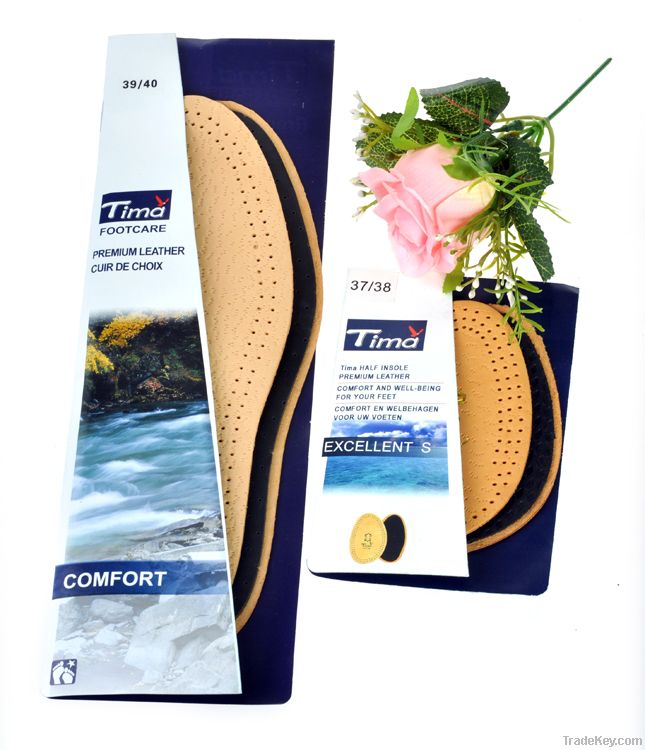 Activited-carbon insole