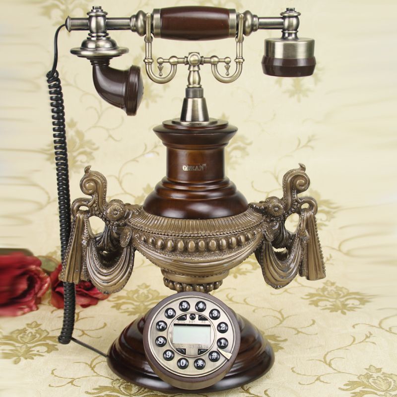 Elizabeth Classic Telephone