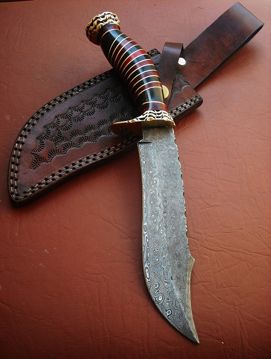 Fancy Damascus Knives Made in Pakistan