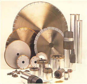 Continuous diamond blade for glass