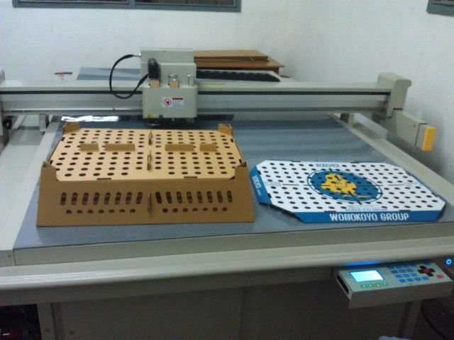 carton box  pattern flat cutter plotter