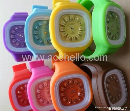 colorful Jelly silicone watch with led light silicone kijken