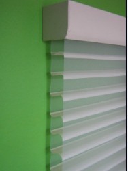 horizontal shangerila blind for window