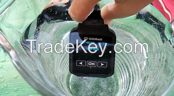Alphanumeric waterproof pager 