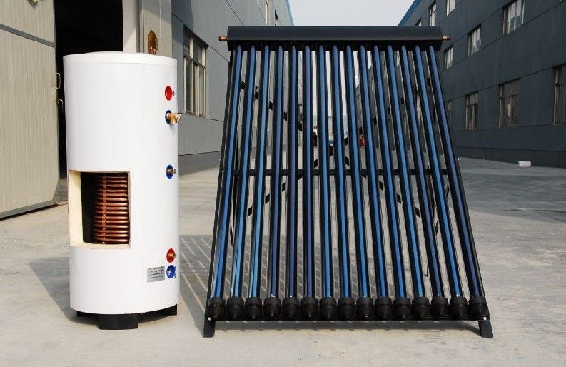 Vacuum tube solar water heater with heat pipe