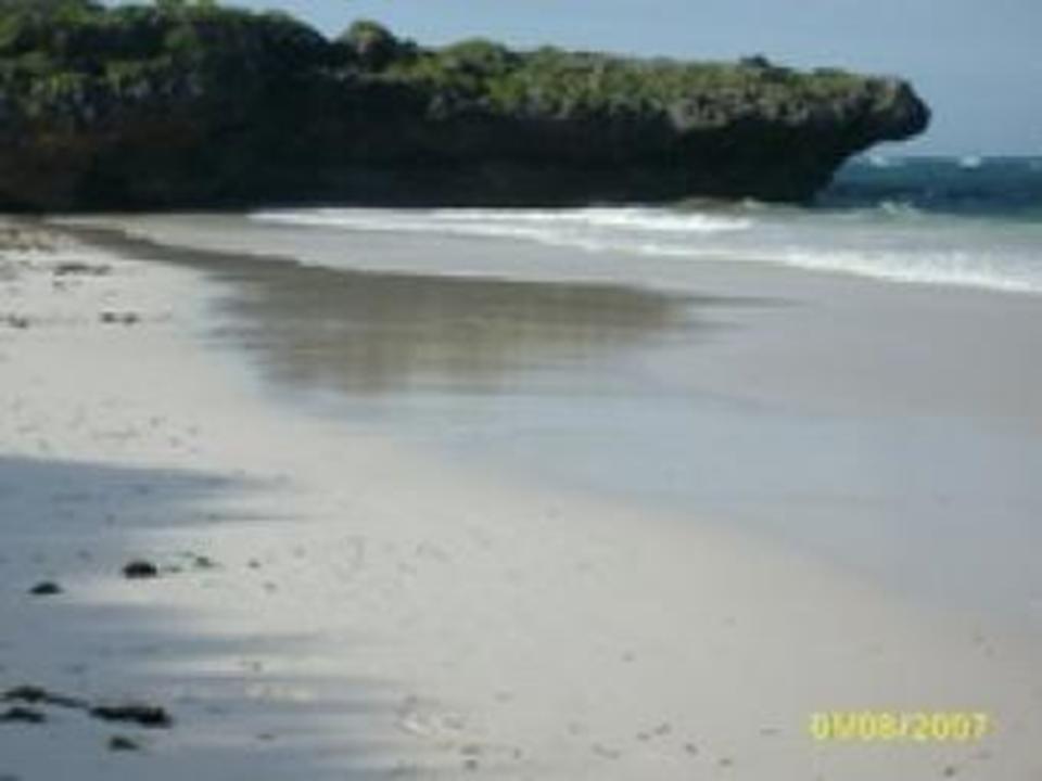 WATAMU 1ST ROW BEACH PLOT FOR SALE