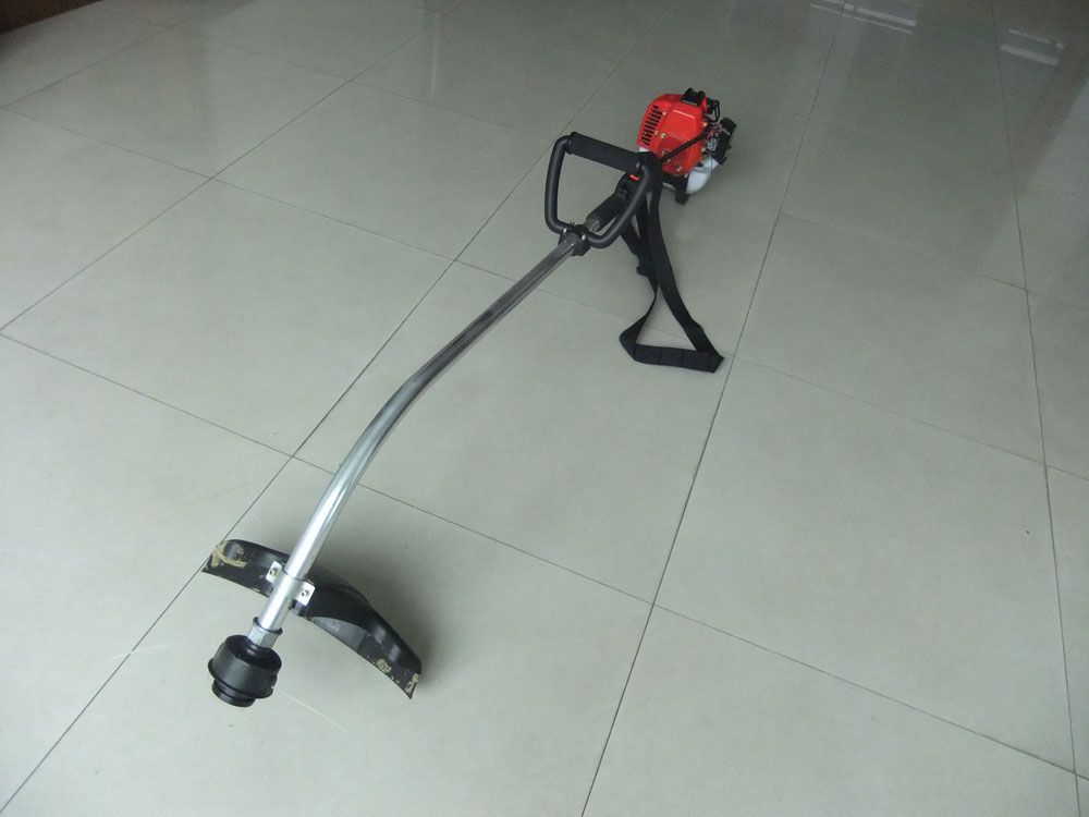 gasoline brush cutter/grass trimmer