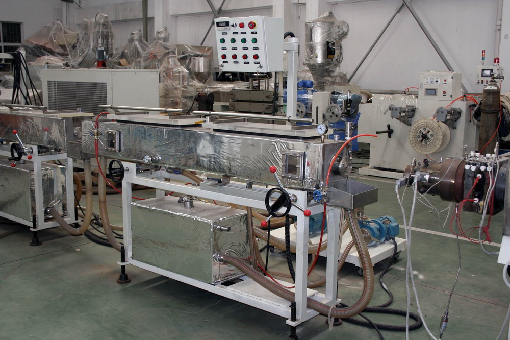 PE/PP series precision small pipe extrusion line