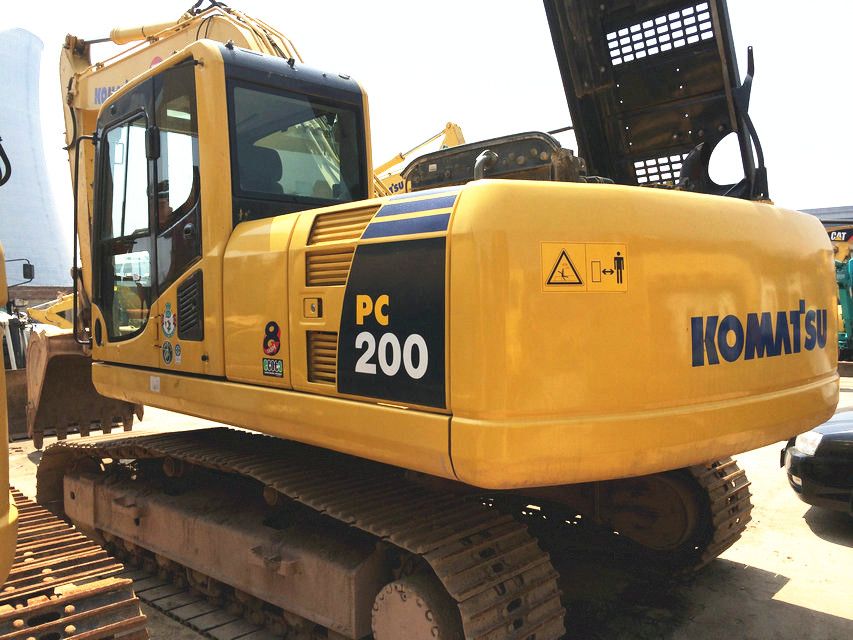 Used Komatsu PC200-8 Excavtor
