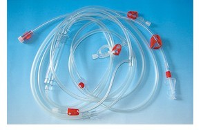 Hemodialysis blood tubing set