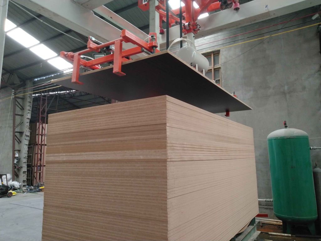 12mm 16mm 18mm  MDF , plain MDF melamine face mdf