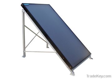 Flat plate solar collector