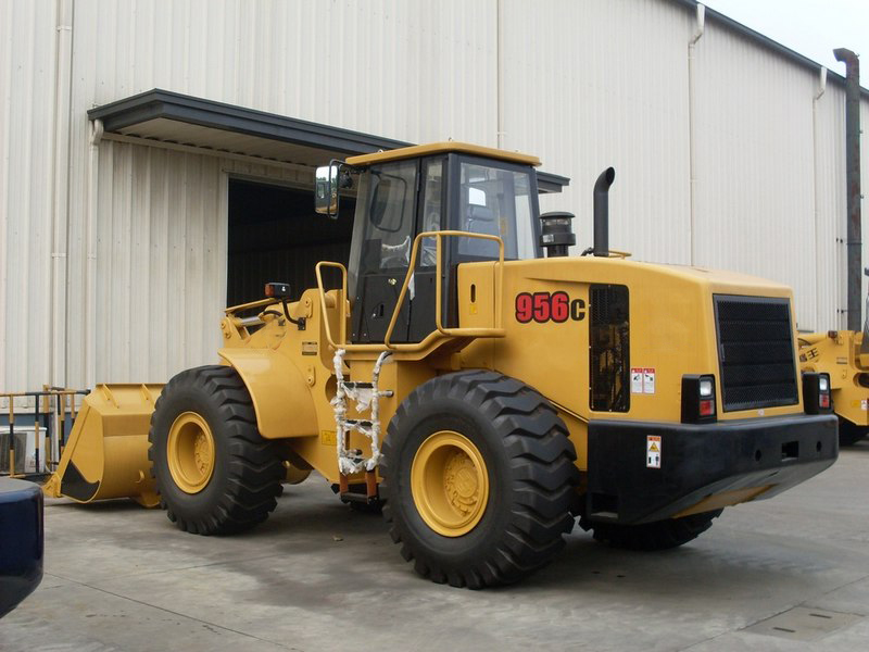 China Wheel Loader, 5.0T, 162Kw, 17T, Dry Axle, 2.5-3.6m3 Capacity