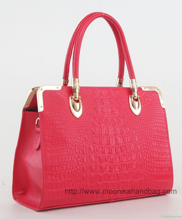 crocodileskin-patterned cow leather shoulder bag