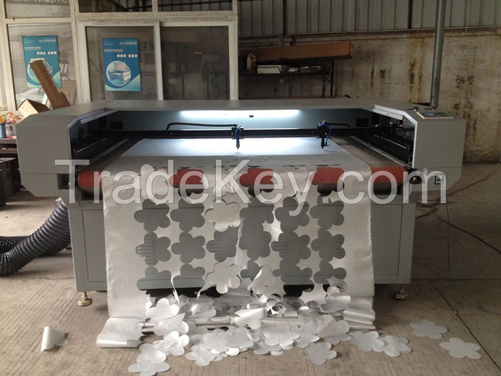 1800*1000MM Double Heads 100W Auto Feeding Laser Cutting Machine for Leather and Garment