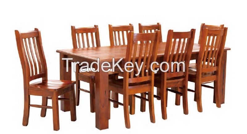 Solid pine table and chairs Dinning room furniture