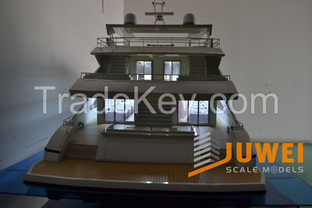 High Detailed Yacht Scale Model with Lighting Effects (JW-09)