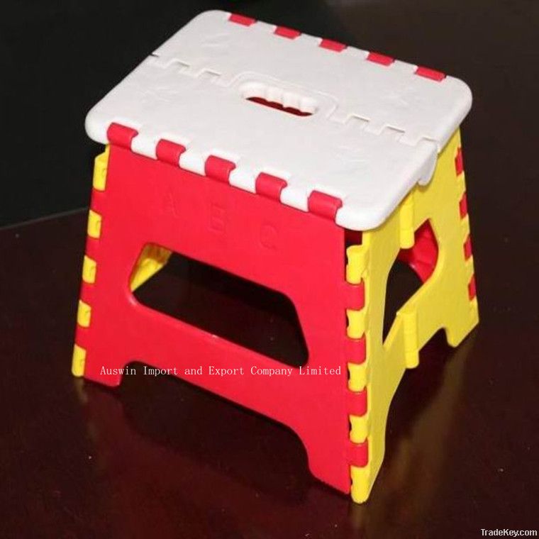 Plastic Folding Step Stool-Kid's Chair