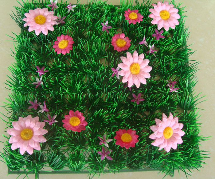 artificial decorative grass mat with pink daisy and ladybug