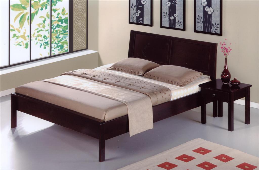 Arynn Queen Bed