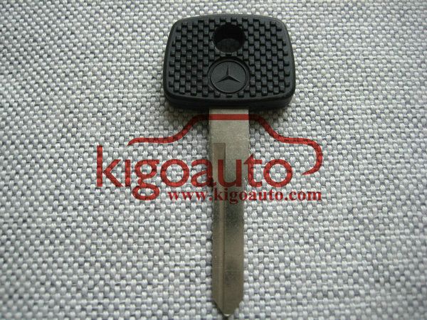 YM15 key blank for Mercedes