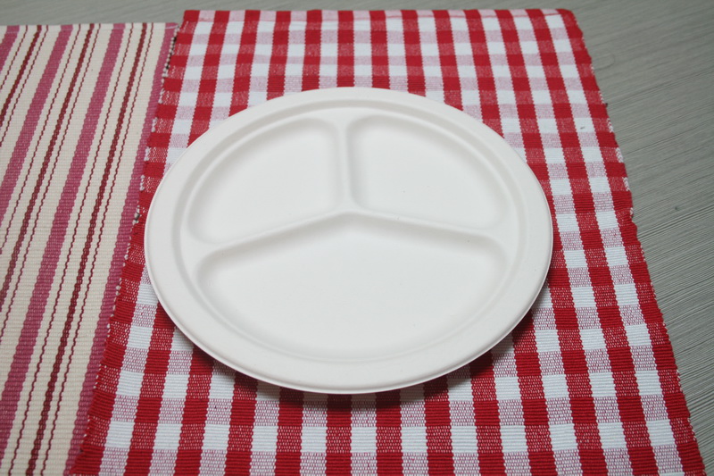 9-inch three compartments biodegradable disposable plates